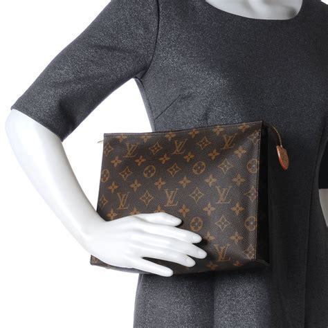 louis vuitton toiletry 26 pouch|Louis Vuitton monogram toiletry pouch 26.